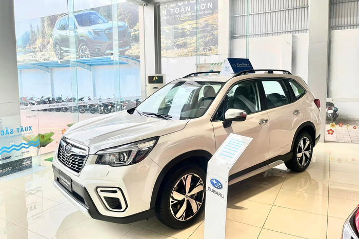 Subaru Forester giảm giá kỷ lục 319 triệu đồng: Phiên bản đầy đủ chỉ còn 969 triệu, tương đương với giá của CR-V - Xem ảnh 2.