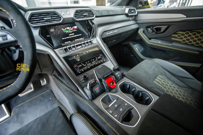 Lamborghini Urus Performante ra mắt: Siêu SUV mới dành cho giới nhà giàu Việt - Ảnh 10.