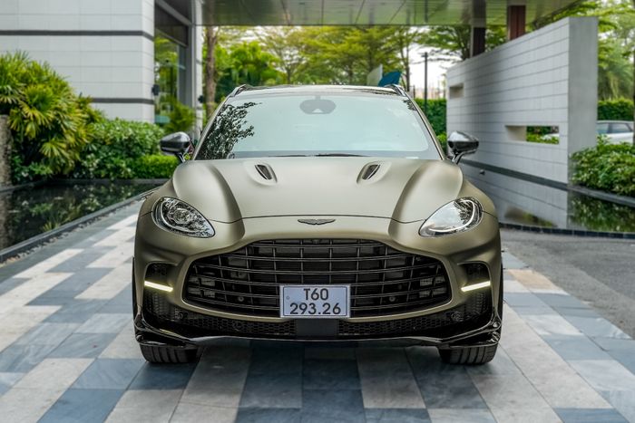 Siêu SUV Aston Martin DBX707 thứ ba đã lăn bánh tại Việt Nam, với giá gần 22 tỷ đồng - Ảnh 2.