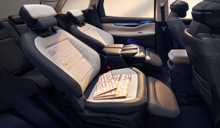 Ảnh thứ mười ba của Ford Edge L - Sự ra mắt chính thức tại Trung Quốc