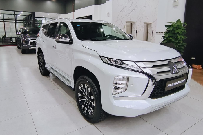 Đại lý Mitsubishi ra mắt chương trình khuyến mãi ‘3 Không’: Không phí trước bạ, mua Pajero Sport lời đến 200 triệu - Ảnh 1.