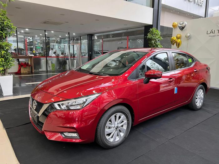 Đại lý đang giảm giá mạnh Nissan Almera: Giảm 90 triệu đồng cho phiên bản cao cấp, tiệm cận mốc 500 triệu và số lượng có hạn - Ảnh 2.