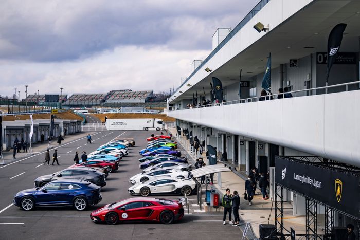 Lamborghini thiết lập kỷ lục Guinness: ‘Bầy siêu bò’ to nhất từ trước đến nay - Ảnh 9.