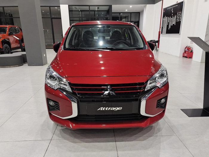 Dòng sedan hạng B đang cạnh tranh giảm giá tại Việt Nam: Giá thấp nhất giảm hơn 360 triệu đồng, ngang tầm với Morning, i10 - Ảnh 4.
