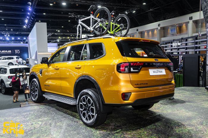 Ảnh thực tế của Ford Everest Wildtrak sẽ sớm có mặt tại thị trường Việt Nam với giá 1,3 tỷ đồng cho bản full option, bổ sung 8 triệu để có màu giống xe bán tải - Ảnh 7.