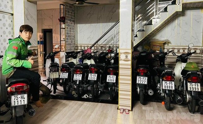 Bộ sưu tập xe máy độc đáo từ người đam mê ở Huế - Ảnh 1.