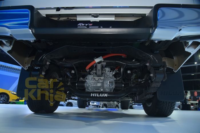 Tôi đã đến Thái Lan và trực tiếp trải nghiệm chiếc Hilux điện, với cabin đơn độc đáo: Cảm giác như không phải là một chiếc xe Toyota - Ảnh 7.