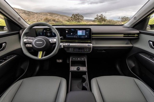 Hyundai Kona 2024 ra mắt thị trường quan trọng của VinFast, tích hợp nhiều công nghệ mới nhưng có phiên bản hoàn toàn điện có tầm vận hành ngắn hơn VF 6 - Hình 3.