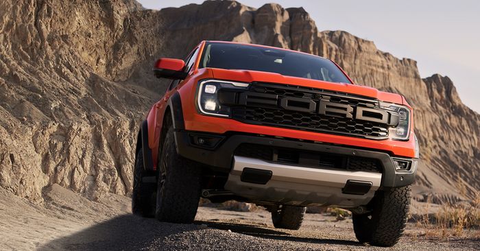 Ford Ranger Raptor 2023 chính thức ra mắt tại Việt Nam: Giá 1,299 tỷ đồng, với điểm gây tranh cãi - Ảnh 2.