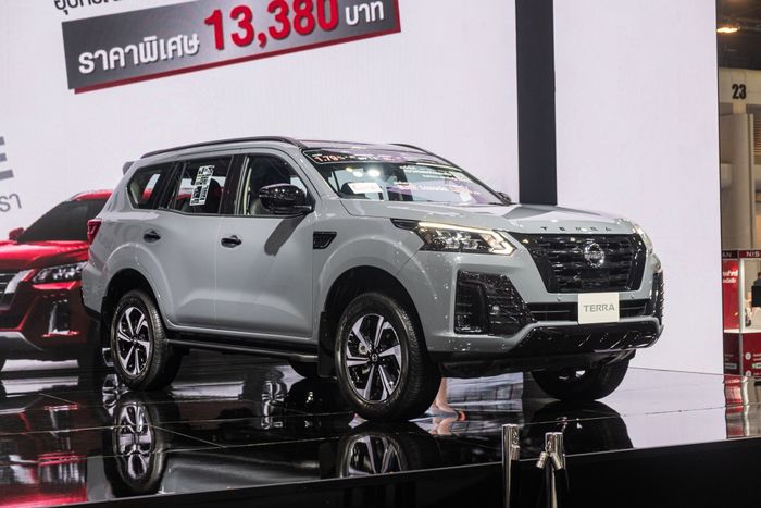 Nissan Terra Sport chính thức nhận đặt cọc tại Việt Nam: Sẽ được bán vào cuối năm nay, giá dự kiến 1,2 tỷ đồng, tái xuất để cạnh tranh với Fortuner và Everest - Ảnh 3.
