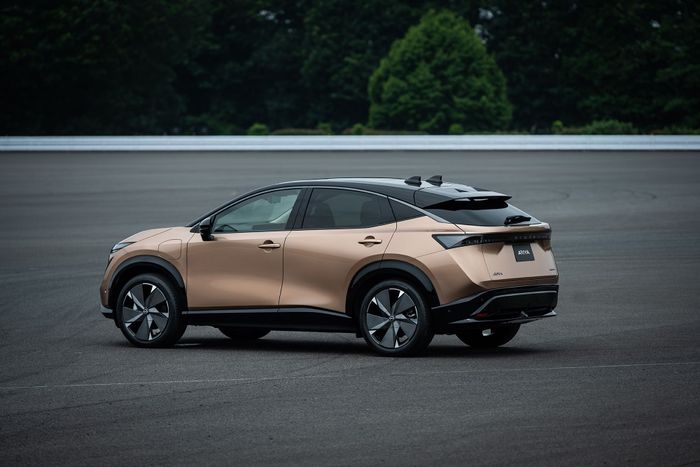 Nissan mở rộng: 27 xe hybrid và 19 xe điện sắp ra mắt - Ảnh 2