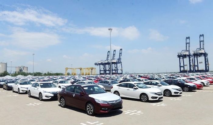 Xe hơi giá rẻ đổ về Việt Nam, giá cả ra sao? - Hình minh họa.