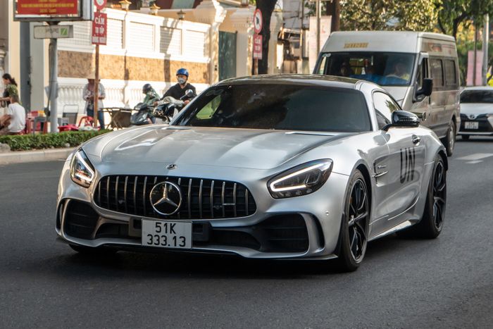 Ông Đặng Lê Nguyên Vũ tiết lộ lí do ưa thích thương hiệu Mercedes-Benz - Hình 1.