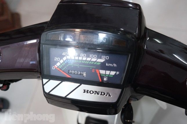 Honda Dream cổ biển đẹp đời đang được rao bán với giá trên 300 triệu đồng - Ảnh 5.