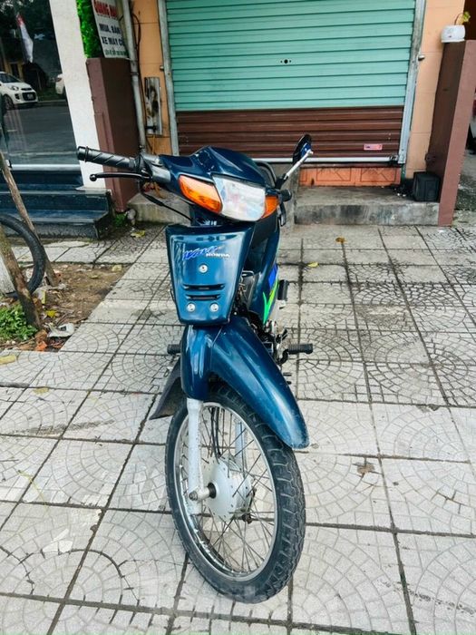 Xe máy Honda Wave cổ mang biển số 'lộc phát' ở thành phố Huế - Ảnh 3.