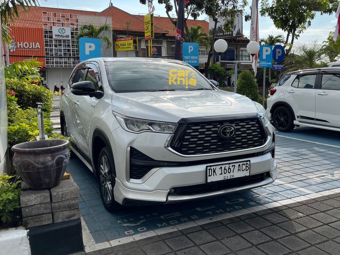 Trải nghiệm Toyota Innova tại Indonesia trước khi về Việt Nam: không gian rộng rãi, vỏ xe dày dặn hơn, thiết kế hiện đại - Ảnh 19.