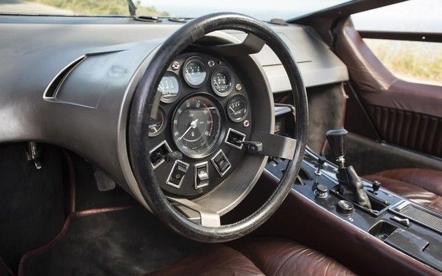 Các mẫu xe thu hút với nội thất độc đáo không giống ai - Ảnh 1.