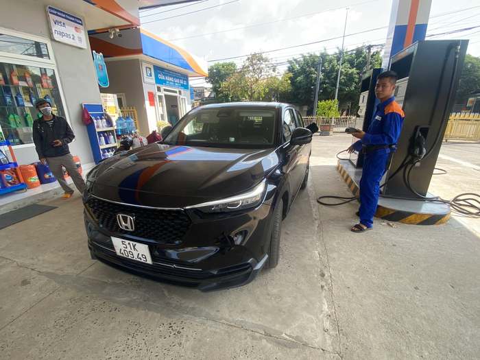 Tôi chuyển từ Mazda3 sang Honda HR-V, lái xe 3.800 km trong 7 ngày và phát hiện rằng nó gây ồn không chịu được nhưng càng lái càng thấy thích - Hình 7.