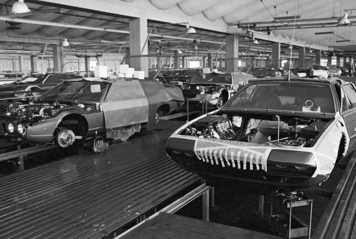 Lamborghini loay hoay trong cuộc cách mạng xe điện: Chiếc siêu xe đặc trưng không tiếng nổ ầm ầm liệu có thể thu hút được khách hàng? - Ảnh 2.
