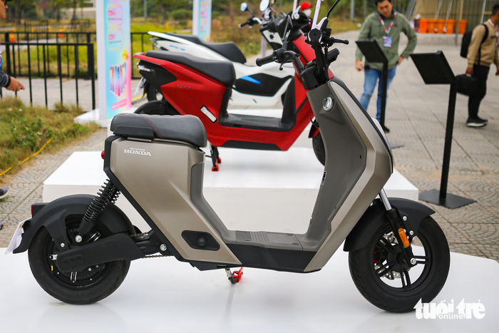 Hai mẫu xe máy mới của Honda đã đăng ký kiểu dáng tại Việt Nam: Bao gồm cả một chiếc xe máy điện - Ảnh 4.