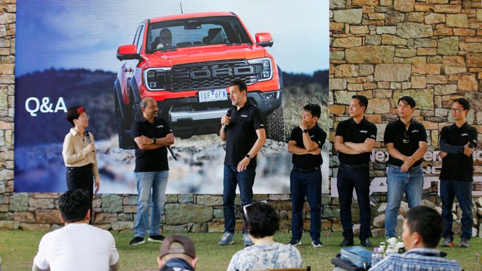 Ford Ranger Raptor mới: Xe con hay xe tải? Ý nghĩa của Adblue - Ảnh 1
