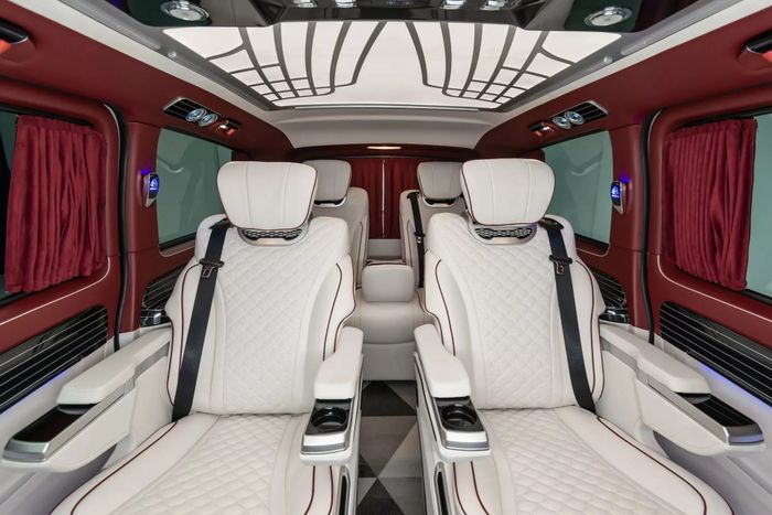 Chủ xe chế tạo chiếc van Mercedes-Benz thành phiên bản Maybach với số tiền đủ để mua một chiếc S-Class mới - Ảnh 11.