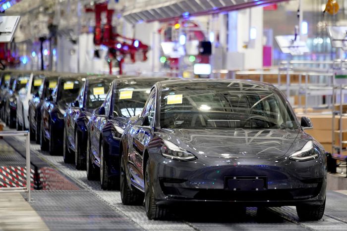 Tesla đưa ra ưu đãi đổi tiền mặt trị giá gần 180 triệu đồng khi bạn đổi VinFast VF 8 sang Mỹ - Hình ảnh số 3.