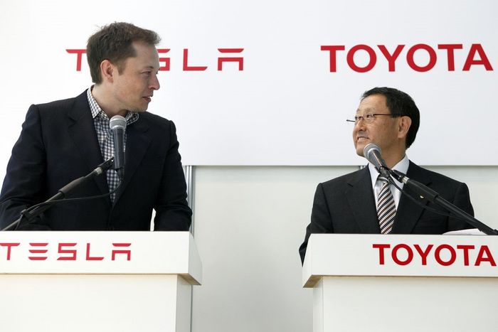 Toyota tạo ra lý do cho mọi người nghi ngờ về tính bền vững của xe điện - Ảnh 1.