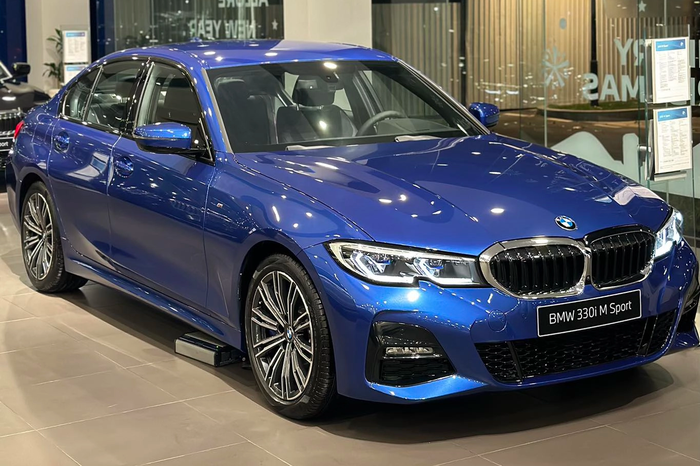 Xem chi tiết BMW 3 Series lắp ráp: Nâng cấp nhiều trang bị từ phiên bản tiêu chuẩn, giá chỉ từ 815 triệu đồng - Hình 9.