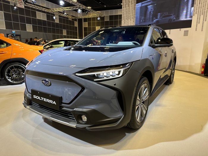 Khám phá gần hơn Subaru Solterra mới về Đông Nam Á: Cùng sinh đôi với Toyota bZ4X đã từng ra mắt tại Việt Nam - Ảnh 11.
