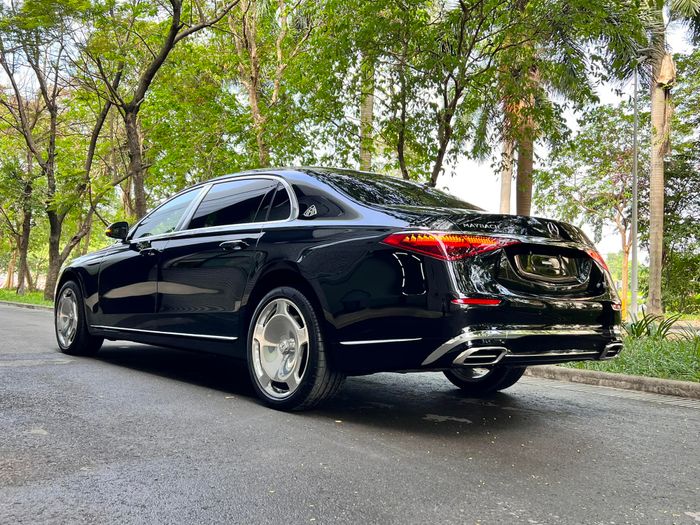 Phạm Trần Nhật Minh đã mua Mercedes-Maybach S 450 với giá 8,2 tỷ đồng: Đây là chiếc xe sang thứ tư anh đã mua chỉ trong vòng 1 tháng - Hình 6.