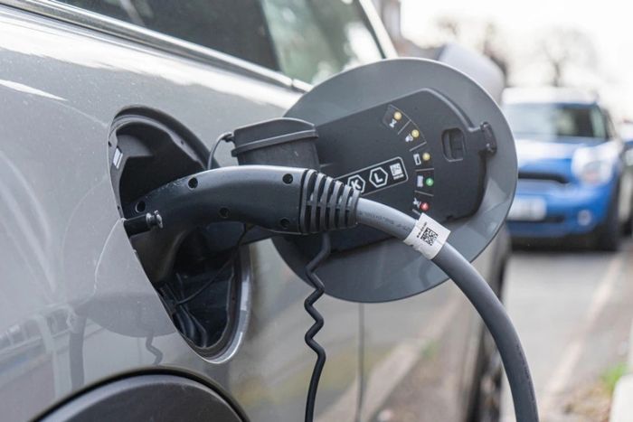 Bán xe diesel để mua xe điện, chủ xe hối hận vì 'điều phát minh tồi tệ’ - Ảnh số 3.