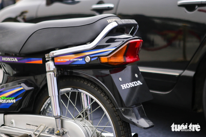 Honda Super Dream - Chiếc xe số đong đầy kỷ niệm trong lòng người Việt - Ảnh 6.