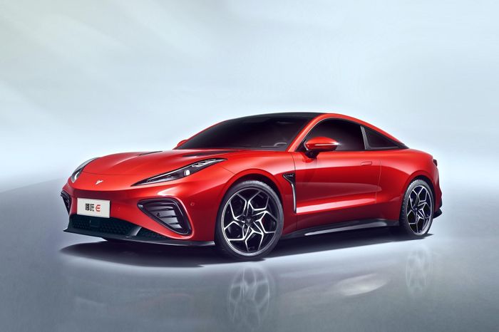 Xe điện Trung Quốc với phong cách Ferrari và Tesla đặc trưng - Hình ảnh 1.