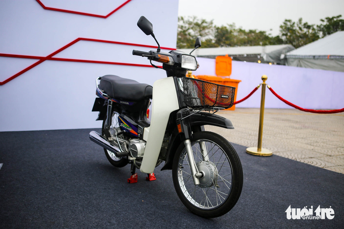 Honda Super Dream - Xe số gợi nhớ nhiều kỷ niệm của người Việt - Ảnh 1.