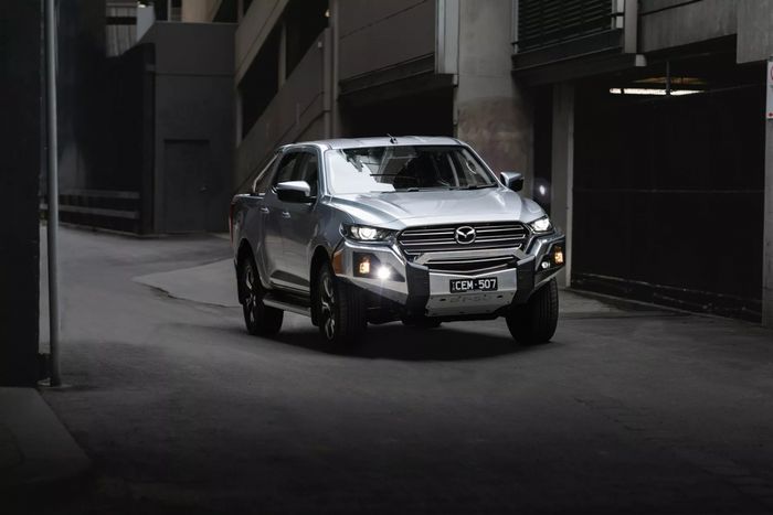 Khám phá Mazda BT-50 LE phiên bản Off-road mới tại Úc - Hình 1.