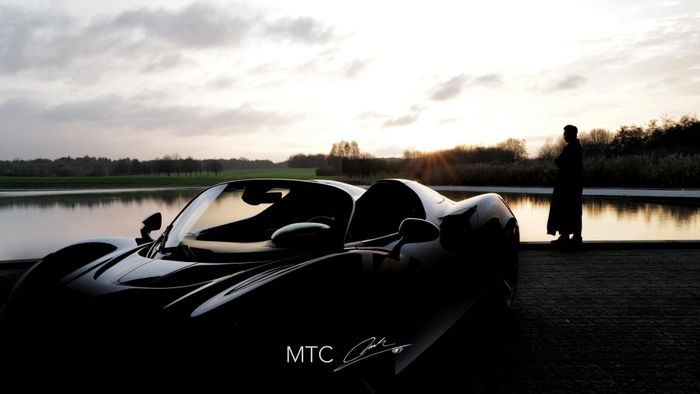 Minh Nhựa lần đầu tiết lộ hình ảnh thực tế của McLaren Elva: Có một chi tiết khác biệt so với chiếc xe từng về Việt Nam - Ảnh 2.