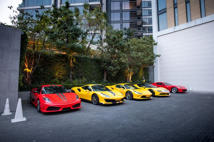 Tôi vừa tự bỏ ra 4 triệu để bay sang Thái xem các đại gia offline siêu xe: LaFerrari với giá trị hơn 250 tỷ đã lộ diện, cùng với cả tầng hầm đầy xe Ferrari - Hình 2.