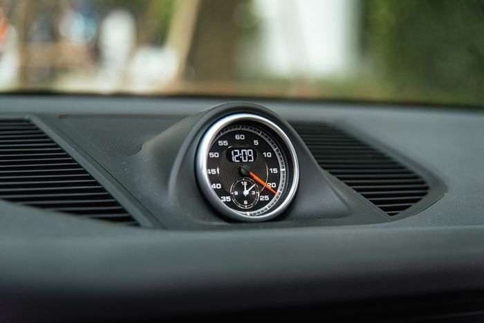 Gia đình 9X Hà Thành lái Macan xuyên Việt: ‘Mua Porsche mà chỉ loanh quanh Hà Nội thì rất chán’ - Ảnh 11.