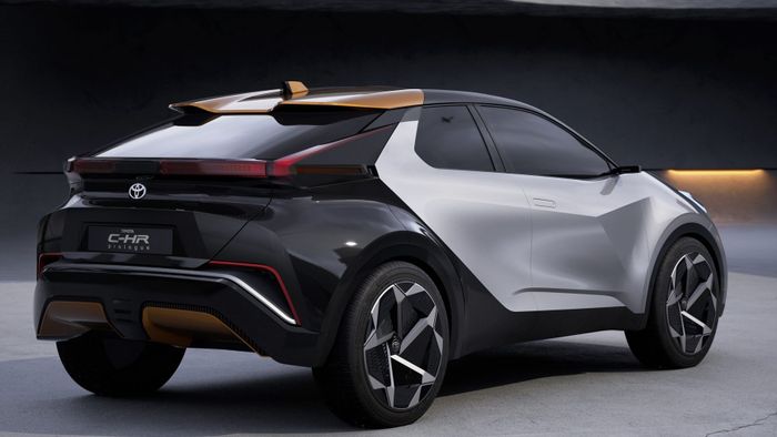 Toyota C-HR sẽ trở lại Việt Nam với một bản nâng cấp lớn trong năm nay: Thiết kế sẽ có những thay đổi đáng kể và sẽ được trang bị thêm động cơ điện - Hình ảnh 7.