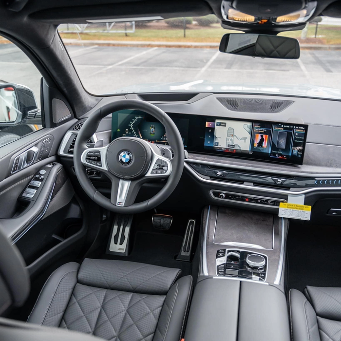 BMW X7 2023 đã có mặt tại đại lý, tiết lộ giá chính thức từ 6,209 tỷ đồng cùng động cơ mạnh mẽ hơn Mercedes GLS - Hình 5.