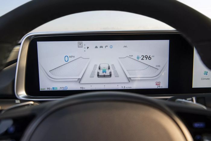 Hyundai Ioniq 6 có khả năng đi được 581 km sau mỗi lần sạc - Ảnh 18.