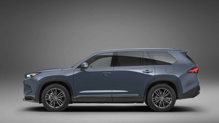 Toyota Grand Highlander chính thức ra mắt - Ảnh 7.