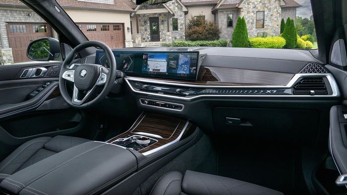 BMW X7 2023 đang được đại lý bán từ 7,5 tỷ đồng: Thiết kế gây tranh cãi, cạnh tranh với GLS bằng công nghệ - Ảnh 5.