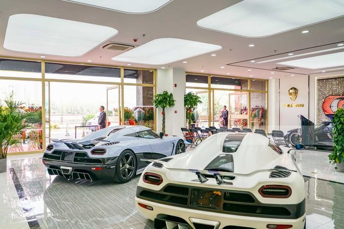 Hoàng Kim Khánh và một đại gia bí ẩn đã ghi danh tên Việt Nam lên bản đồ Koenigsegg toàn cầu với cặp siêu xe hiếm - Ảnh 2.
