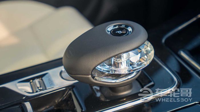 Minivan hạng sang của Trung Quốc có giá tương đương với xe phổ thông, với thiết kế giống như Lexus - Ảnh 9.