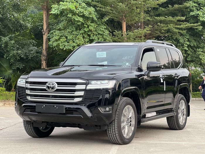 Xe Toyota năm 2023 tăng giá ở Việt Nam: Toàn bộ 'hot', tăng mạnh nhất 90 triệu đồng - Hình 3.