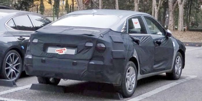 Hyundai Accent 2023 sắp ra mắt - Hình 2.