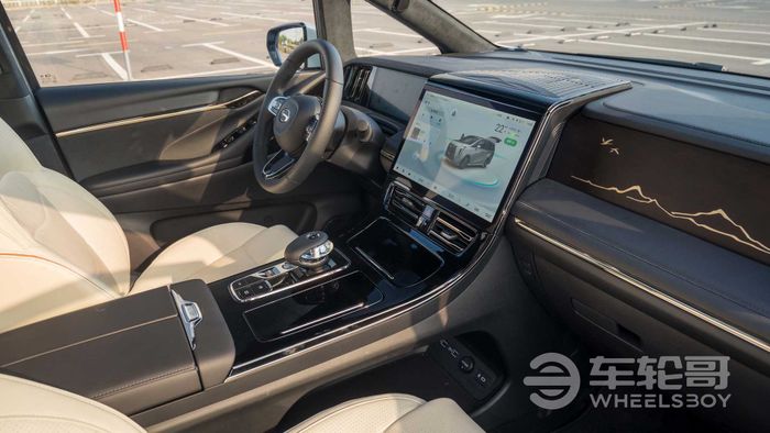 Minivan hạng sang của Trung Quốc có giá tương đương với xe phổ thông, với thiết kế giống như Lexus - Ảnh 8.