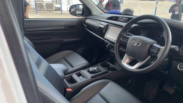 Thông tin chi tiết về Toyota Hilux BEV: Phiên bản thương mại dự kiến ra mắt vào năm sau, vượt qua Ford Ranger một bước - Hình 8.